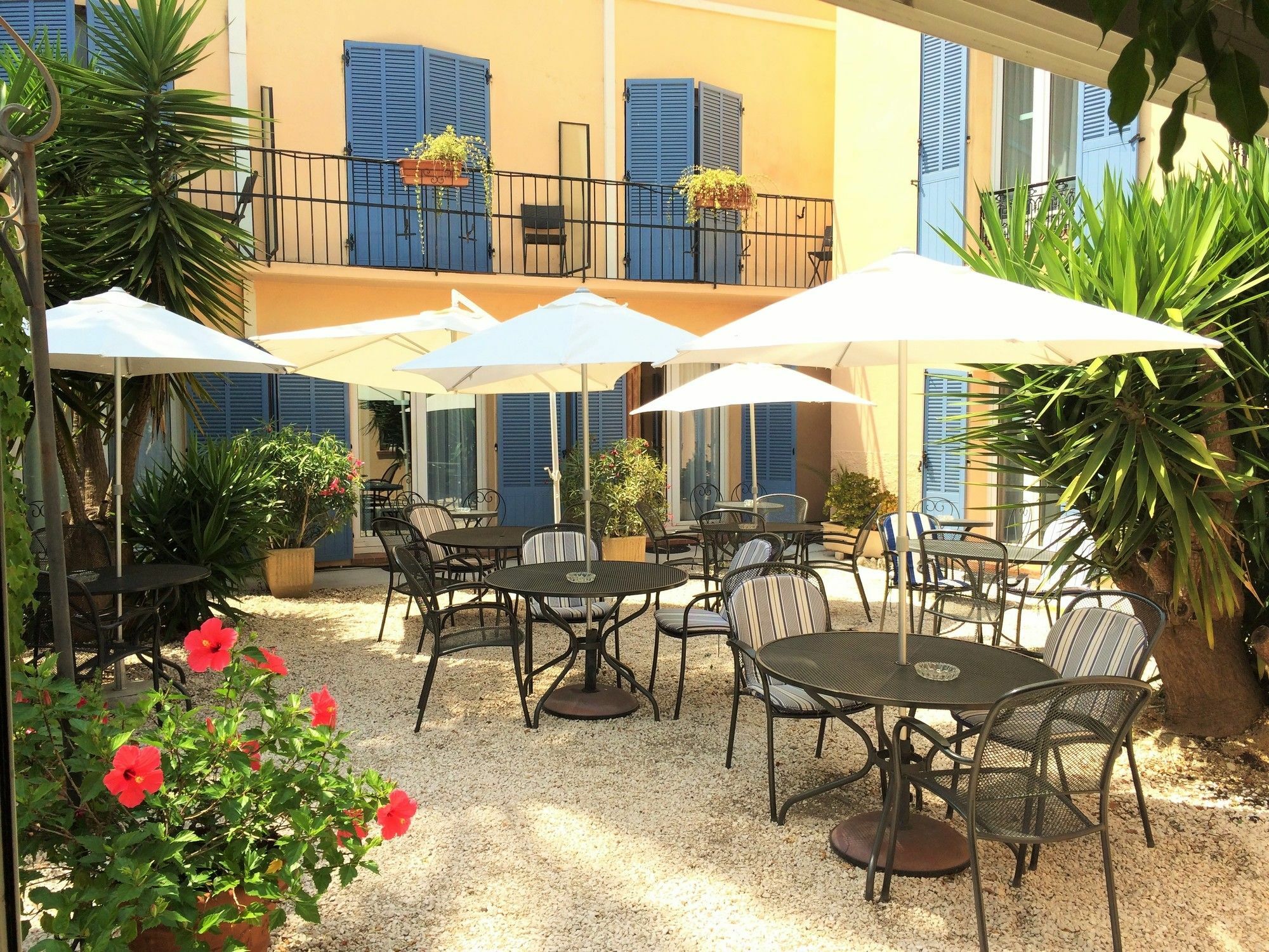 Hôtel l'Olivier - Piscine&Parking Cannes Exterior foto